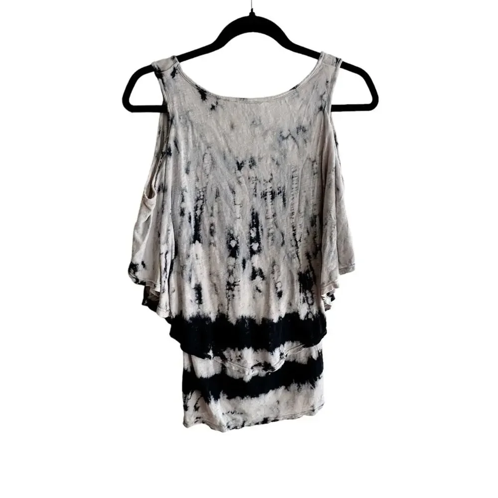 Soft Surroundings Tiered Tie Dye Cold Shoulder Linen Flutter Top